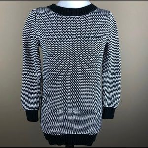Gap Women's Tunic Sweater Size XS Black White,